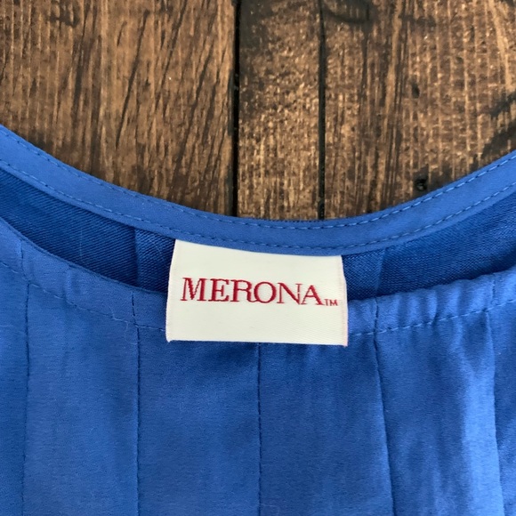 Blue sleeveless tee - Picture 4 of 4